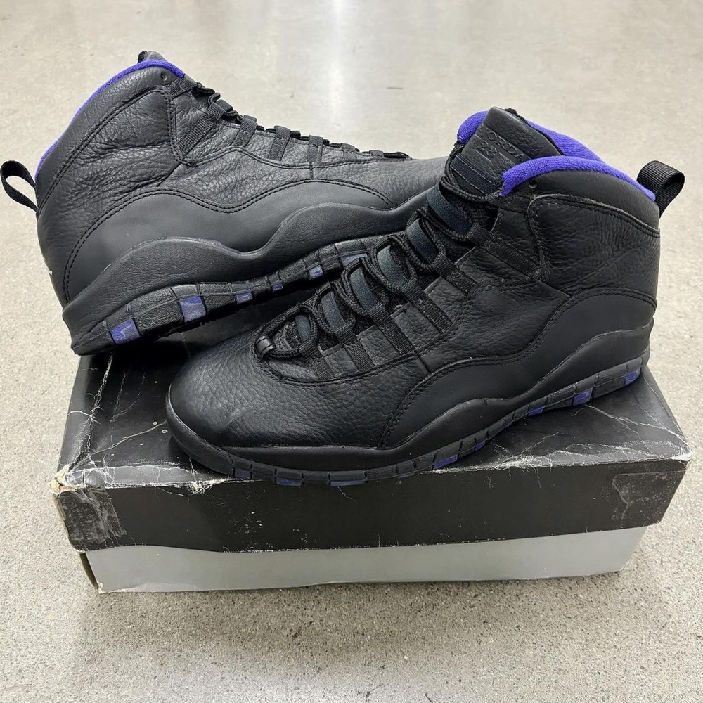 Size 12 - 1995 Nike Air Jordan X Sacramento in Deadstock condition.